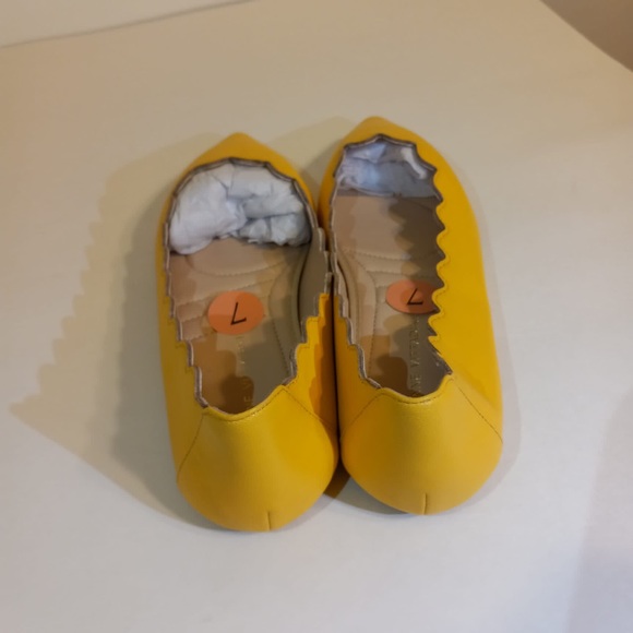 Adrienne Vittadini Womens Fox Ballerina Pointed Toe Flats yellow leather 7 - Picture 5 of 10